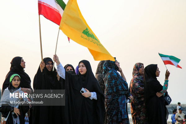 ۱۱۰ هزار جانفدا از دل خلیج فارس برخواستند