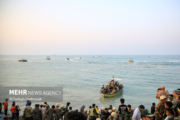 ۱۱۰ هزار جانفدا از دل خلیج فارس برخواستند