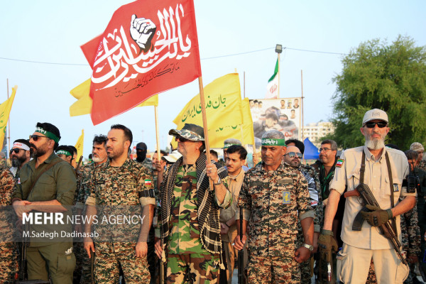 ۱۱۰ هزار جانفدا از دل خلیج فارس برخواستند