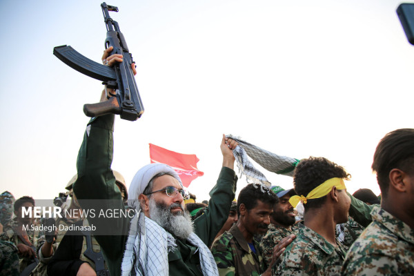 ۱۱۰ هزار جانفدا از دل خلیج فارس برخواستند