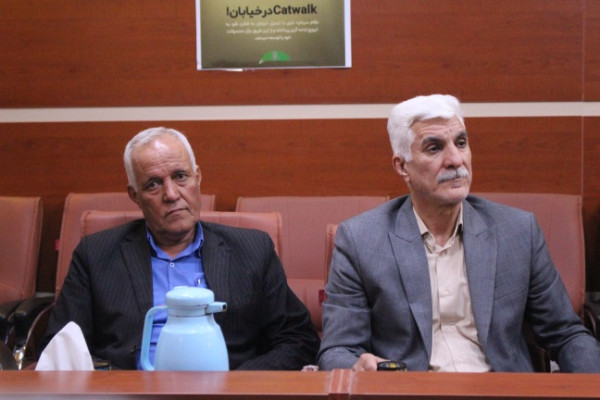 برگزاری جلسه هم اندیشی مدیر کل تبلیغات اسلامی با بزرگان ایل ملکشاهی در ایلام