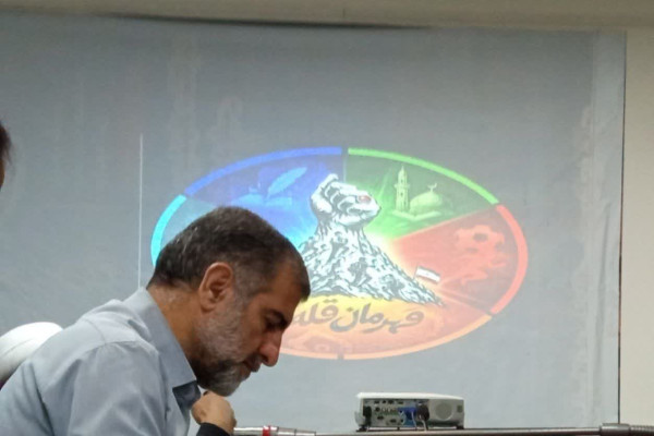 جلسه هماهنگی رویداد قهرمان قلّه ها در شهرستان کنگاور