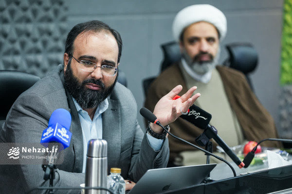 نشست تخصصی «مبانی الهیاتی و اجتماعی جان‌فدا» برگزار شد