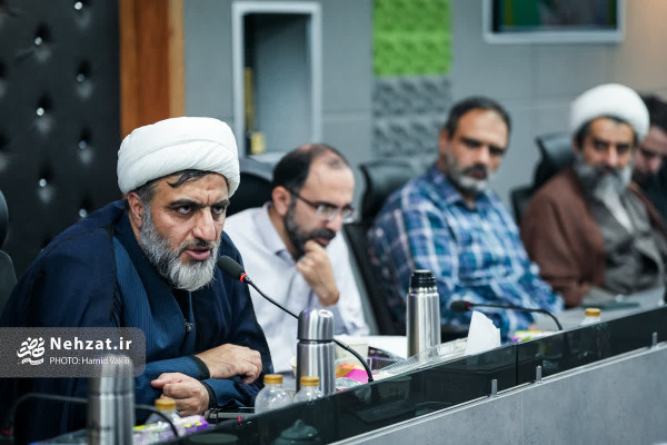 نشست تخصصی «مبانی الهیاتی و اجتماعی جان‌فدا» برگزار شد