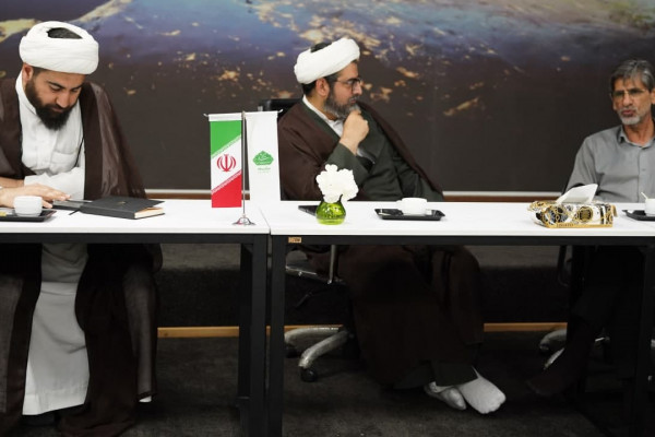 نشست مسئولین بخشهای مختلف مرکز رسانه تبلیغات اسلامی خوستان با مدیرکل تبلیغات استان