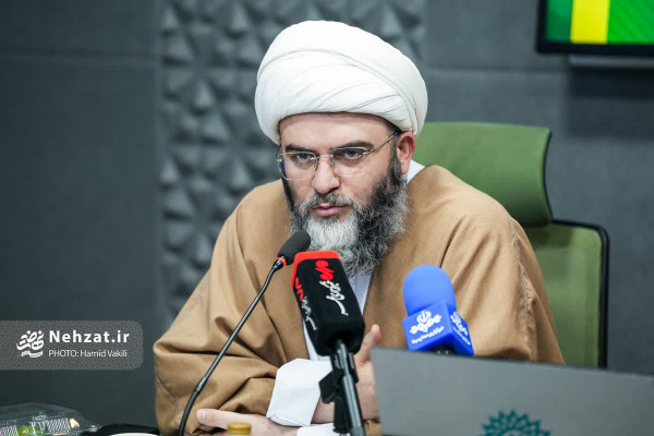 نگاه جهانیان به ایرانِ بعد از جنگ به دلیل ایستادگی مقابل ظلم، توأم با افتخار است