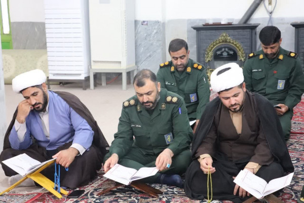 محفل انس با قرآن با حضور قاریان برجسته استان، در مهران برگزار شد.