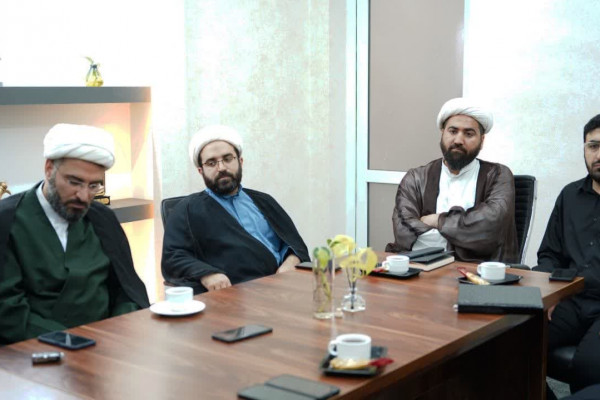 نشست دبیران ادوار سوگواره ملی پایتخت موکبها با مدیرکل تبلیغات اسلامی استان