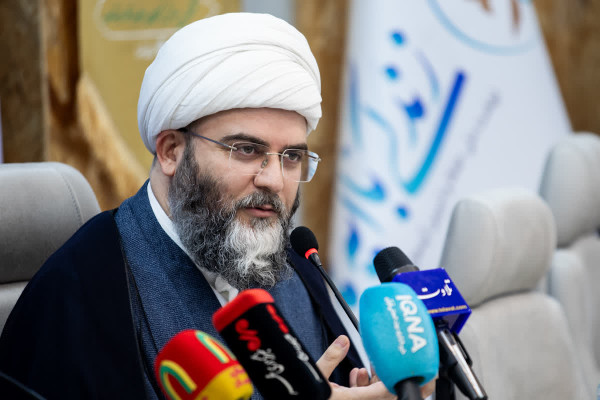 آموزه‌های قرآن کریم ظرفیت ایجاد تحول در افکار عمومی جهانی را دارد