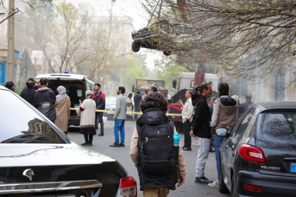 زیر بمباران در تهران، سریال «اهل ایران» چگونه از دل ویرانی متولد شد؟