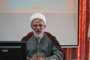 «عمل بدون علم» انسان را از هدف دور می‌کند؛ اخلاص و جهاد بدون آگاهی کافی نیست