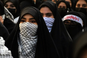 دفاع مقدس و شهادت از دریچه نگاه نسلِ چهارم